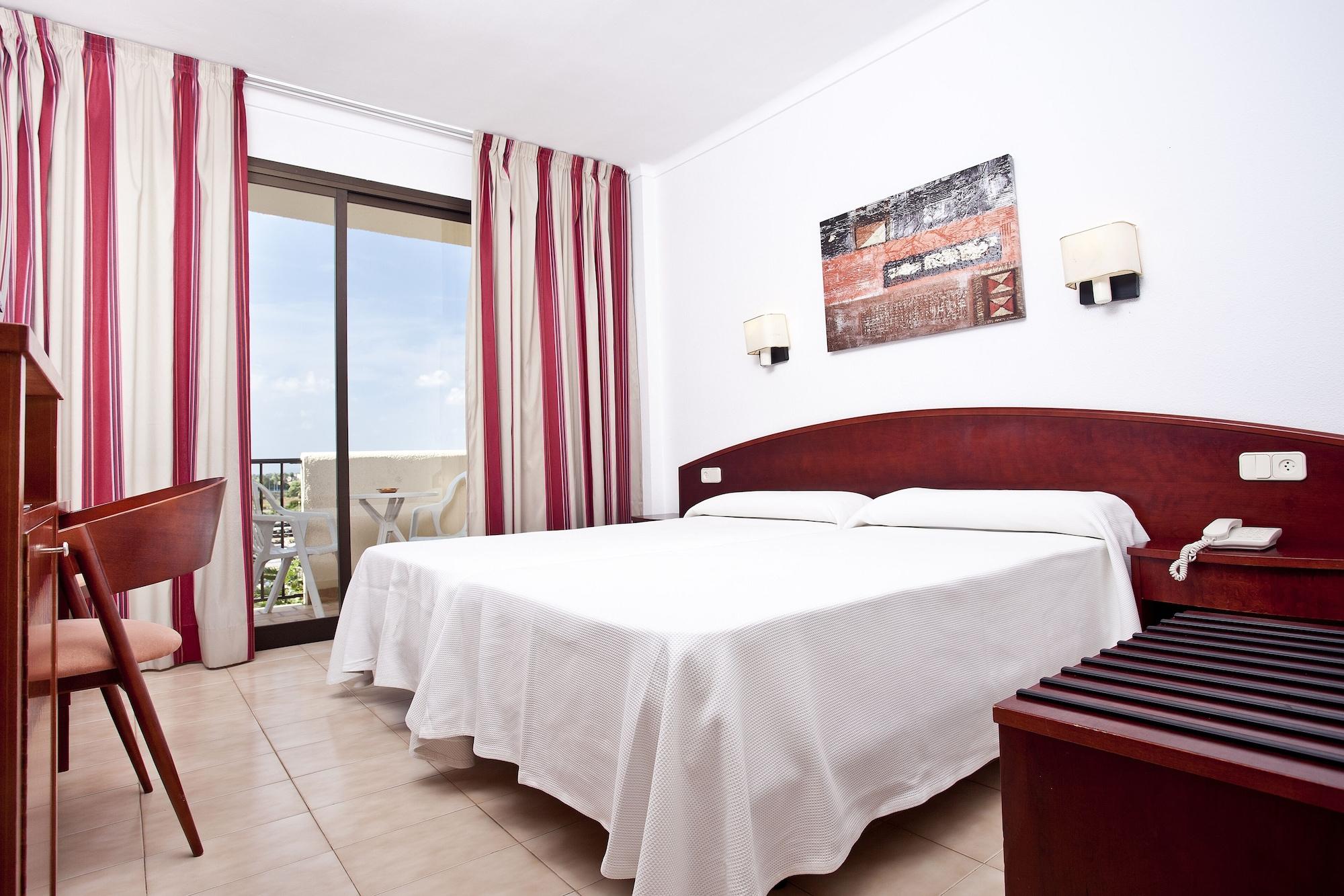 Hotel La Santa Maria Cala Millor  Exterior photo